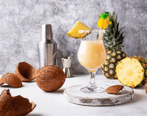 Piña colada : la meilleure recette .
